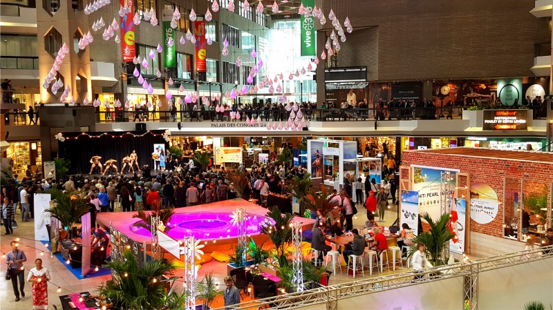 © Complexe Desjardins| Tahiti à Montréal