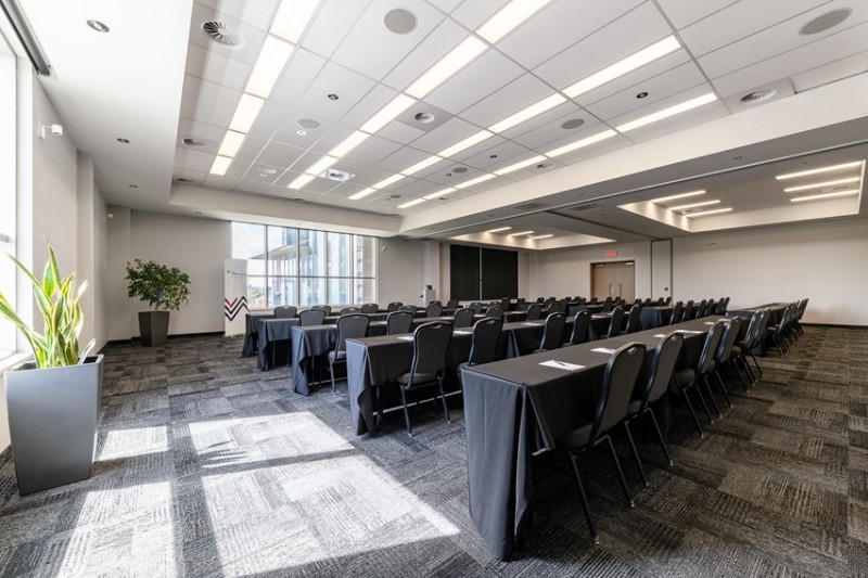 Salle 200 – FOUR POINTS BY SHERATON LÉVIS | CENTRE DE CONGRÈS ET D'EXPOSITIONS DE LÉVIS, Lévis