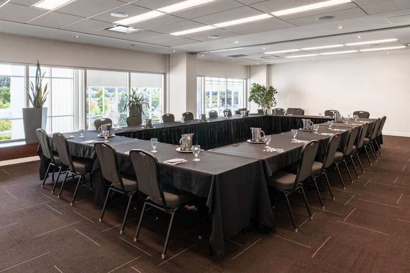 Salle 204 – FOUR POINTS BY SHERATON LÉVIS | CENTRE DE CONGRÈS ET D'EXPOSITIONS DE LÉVIS, Lévis