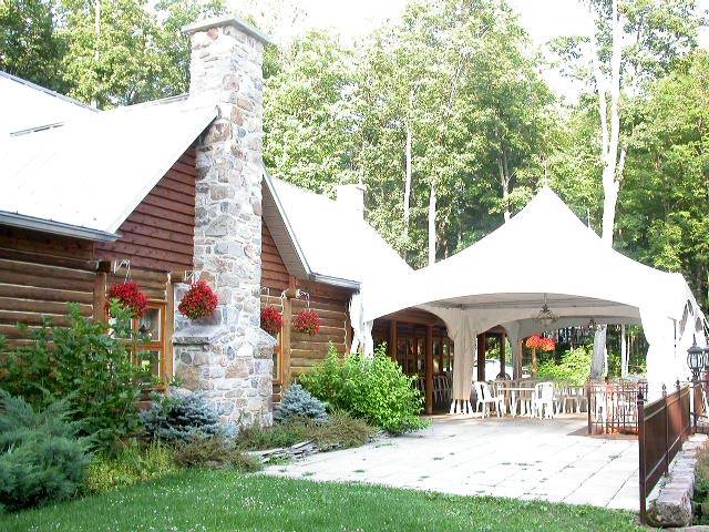 Salle Pavillon des Gallant – AUBERGE DES GALLANT, TRÈS-SAINT-RÉDEMPTEUR