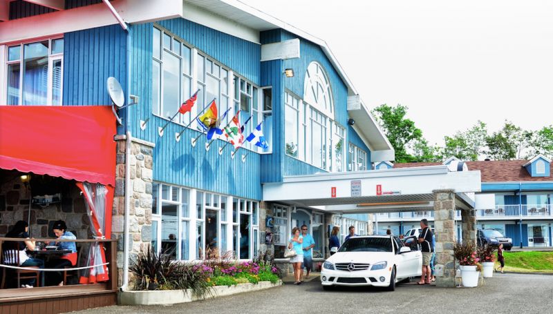 Acueil Hostellerie Baie Bleue - Centre des congrès de la Gaspésie