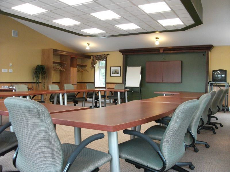 Salon Beemer 25 personnes maximum