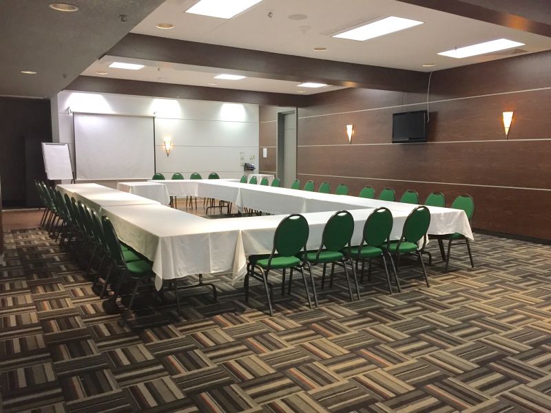Salle Desjardins – HÔTEL UNIVERSEL, Alma