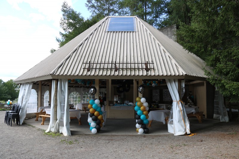 Salle Abri Desjardins – Parc régional éducatif du Bois de Belle-Rivière, Mirabel