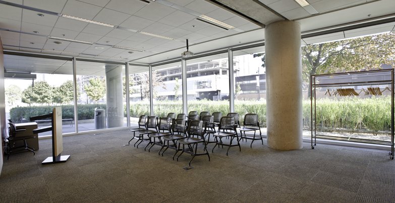Salle Salle R.515 de la Grande Bibliothèque – Bibliothèque et Archives nationales du Québec, Montréal