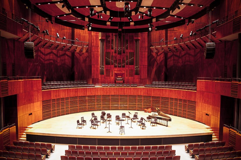 Chaleureuse et vibrante