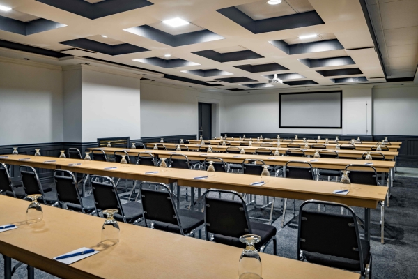 Salle Jean-Larose – Hôtels Delta, Mont Sainte-Anne, Beaupré
