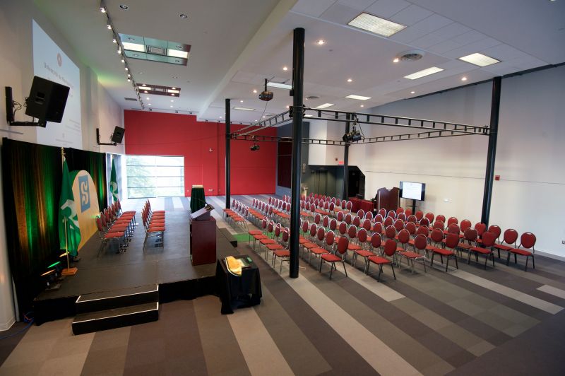 Salle Foyers et Hall du Centre culturel de l'Université de Sherbrooke – Centre culturel de l'Université de Sherbrooke, Sherbrooke