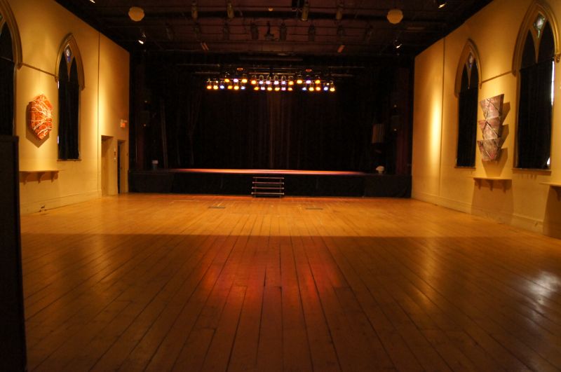 Salle non montée - Planchers d'origine