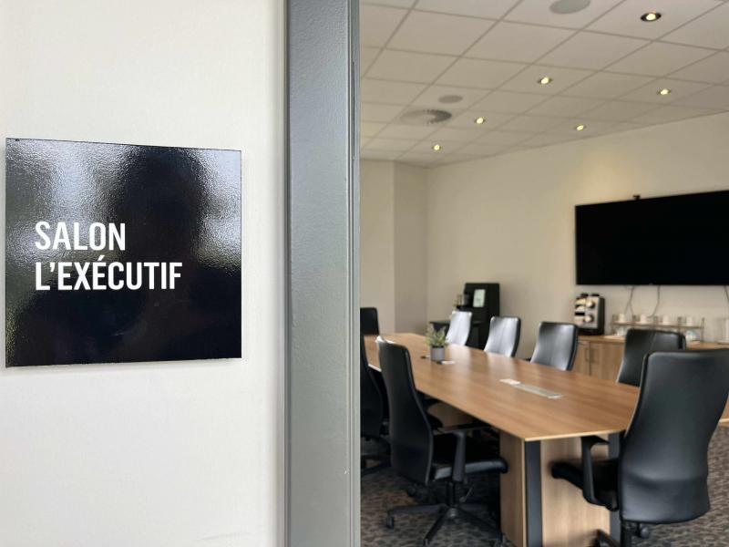 Salle Salon l'Exécutif – La cache du Golf, Beauceville