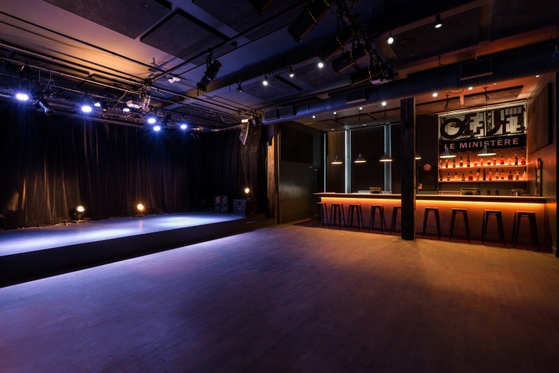 Salle principale (configuration debout 288) - 01