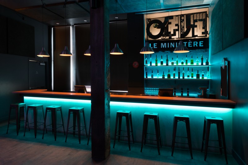 Salle principale (Espace bar) - 01