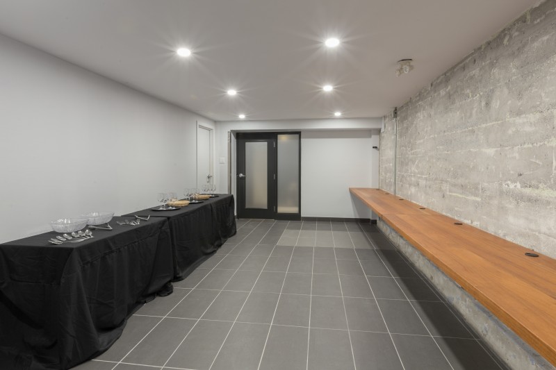 Salle d'appoint pour traiteur