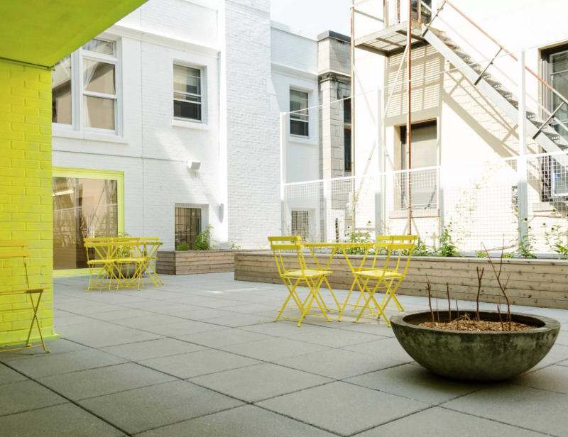 La cour intérieure.