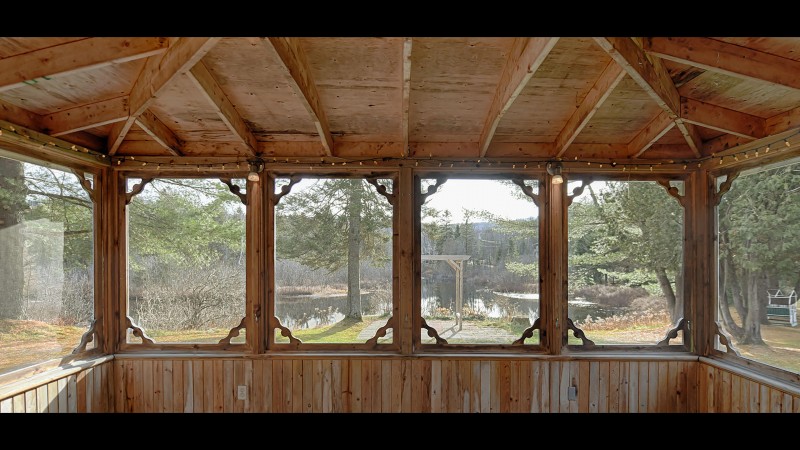 Terrasse avec vue sur l'eau