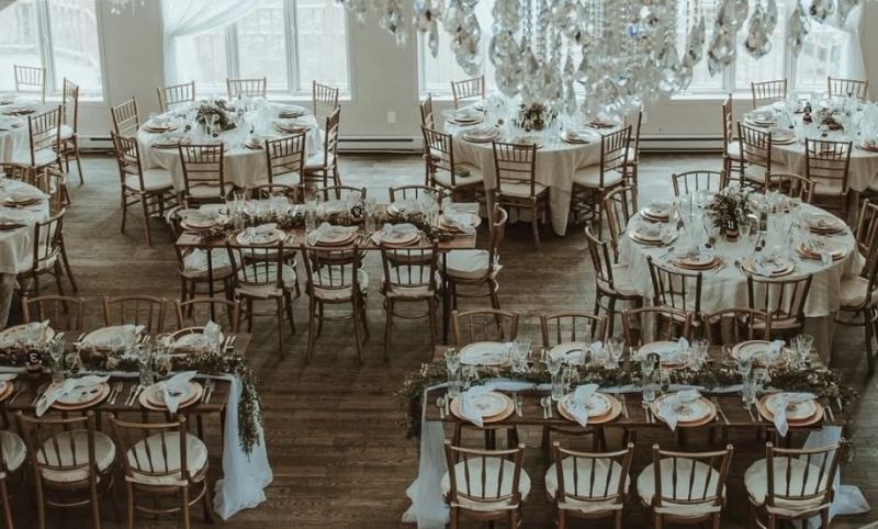Salle CHALETSWOW.COM  auberges,manoirs,chalets et villlas privés à louer.  Evenements corpo, mariages, fetes, partys, anniversaires – chaletswow.com, Saint-Sauveur