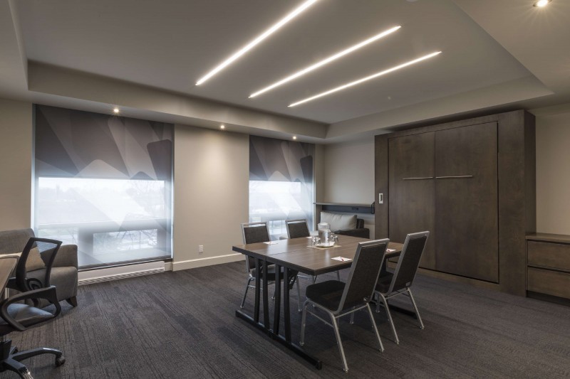 Salle Suite Junior #336 – Hôtel & Suites Normandin Lévis, Lévis