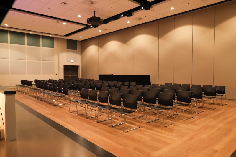 Grande salle de réception montage spectacle