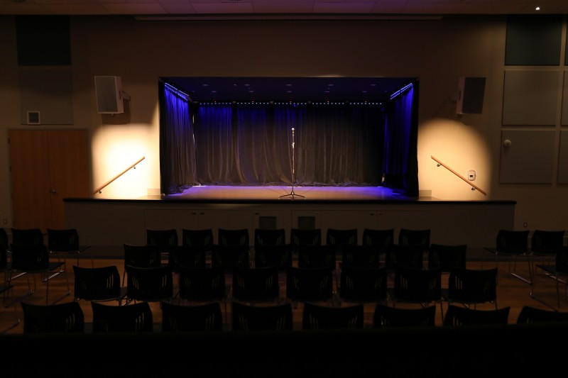 Grande salle de réception montage spectacle