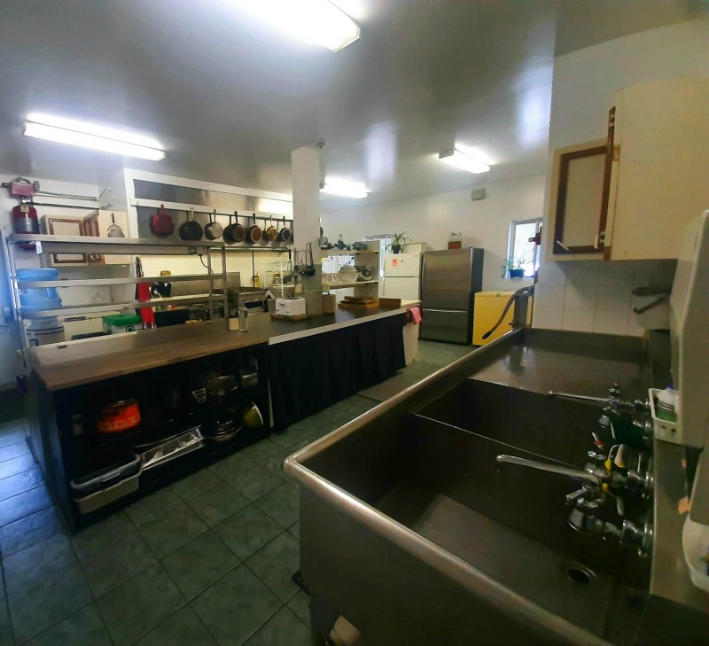 Cuisine commerciale tout équipée