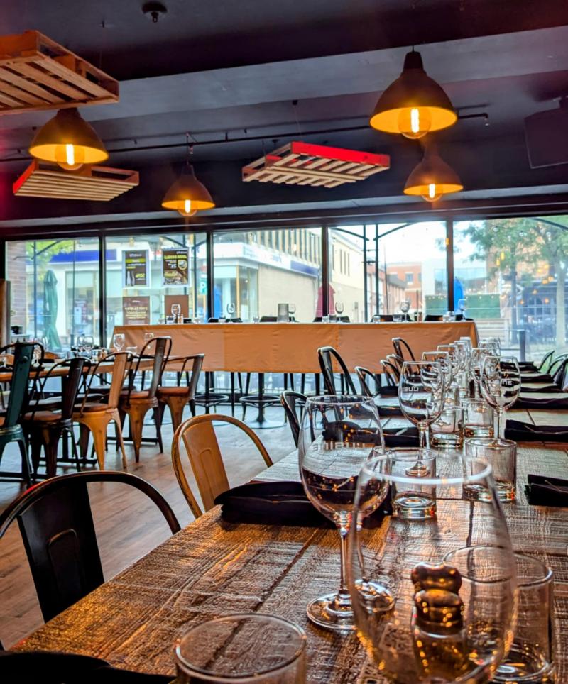 Salle très lumineuse