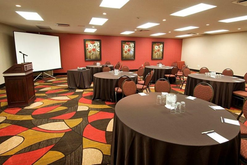 Salle Salle Van Gogh – Best Western Hôtel Universel, Drummondville