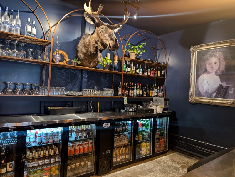Bar complet et permis d'alcool