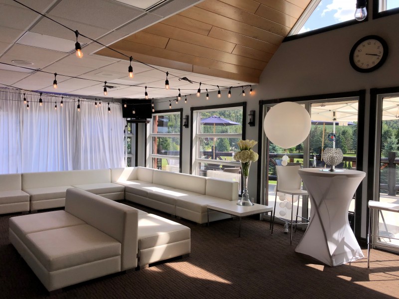 Cocktail avec mobilier en location