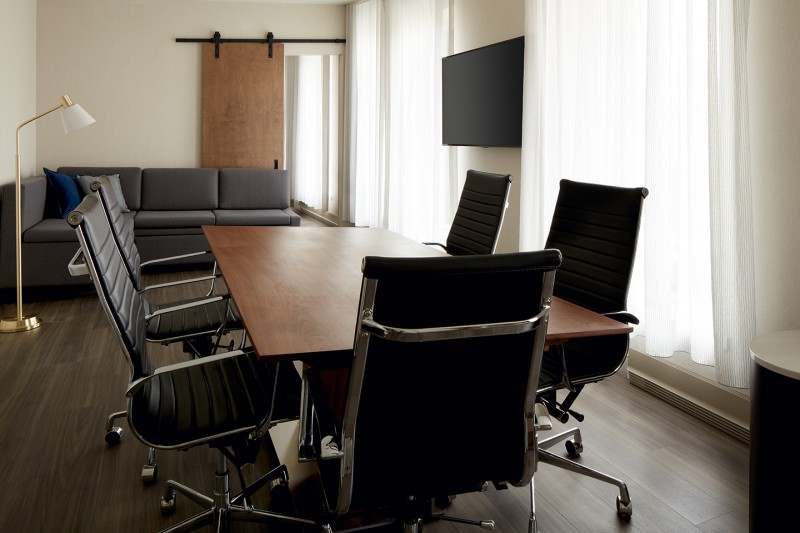 Salle Suite Exécutive – Marriott Québec Centre-ville, Québec