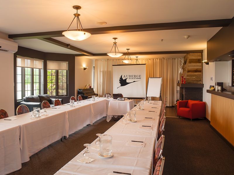 Salle Grand Salon – Auberge du Lac St-Pierre, Trois-Rivières