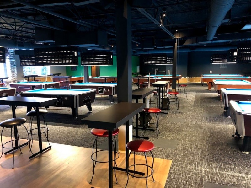 Salle Dooly's Neufchâtel – Doolys Québec inc., Québec