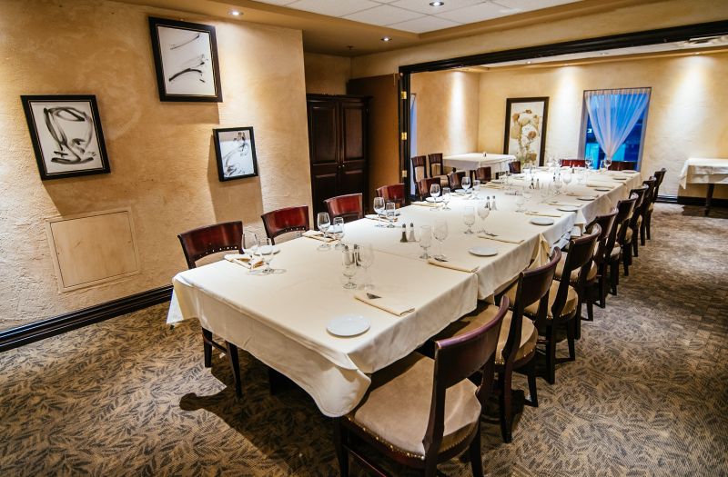 Salle 6 – Calvi Bistro Méditerranéen, Laval