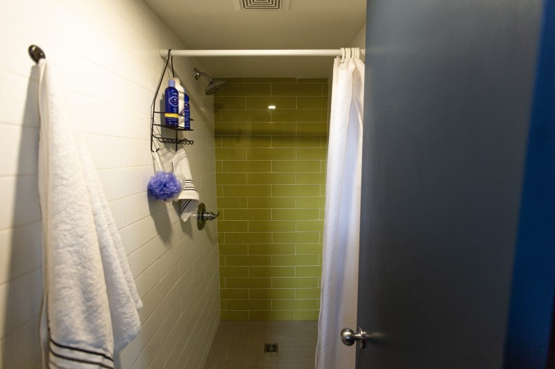 Salle de bain et douche communes