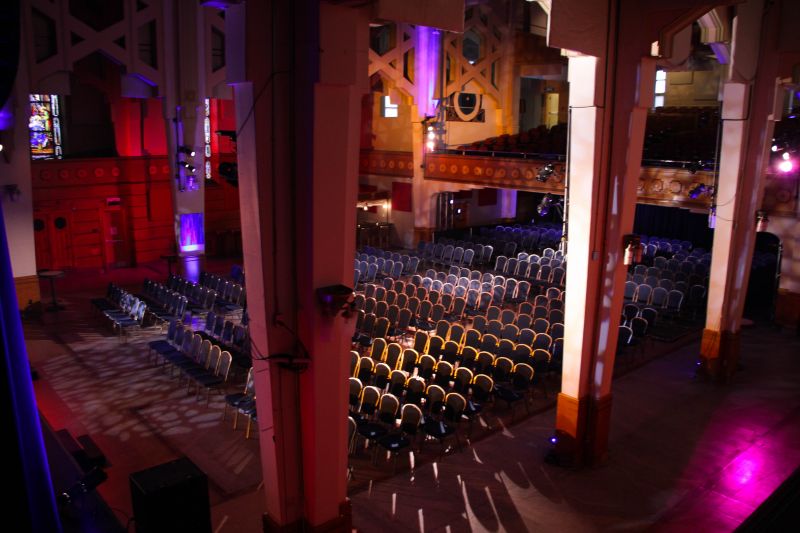 configuration à l'italienne - 400 personnes