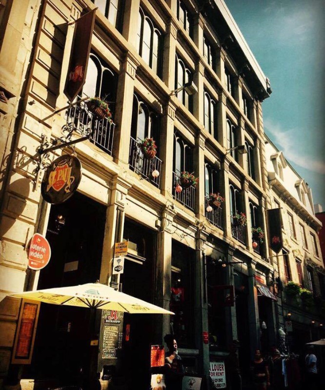 Salle salle vue sur le fleuve – Pub Saint-Paul, Montréal
